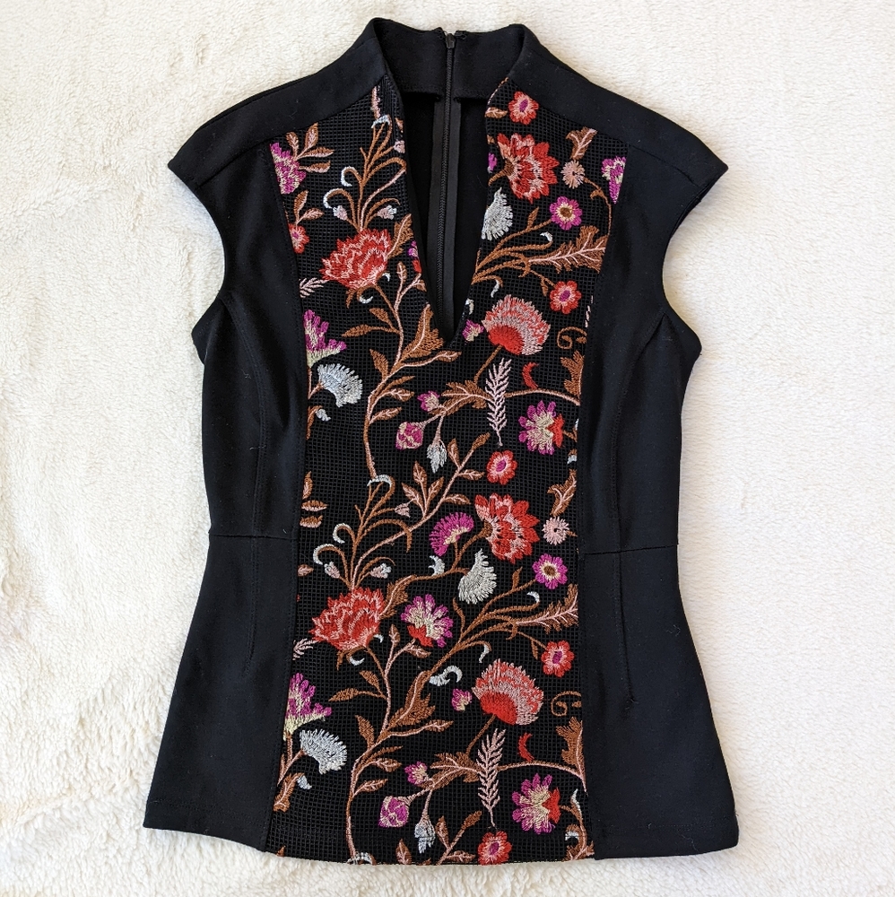 🌷3/15🌷 NWOT NY&C Tailored Floral Embroidered Blouse Size XS